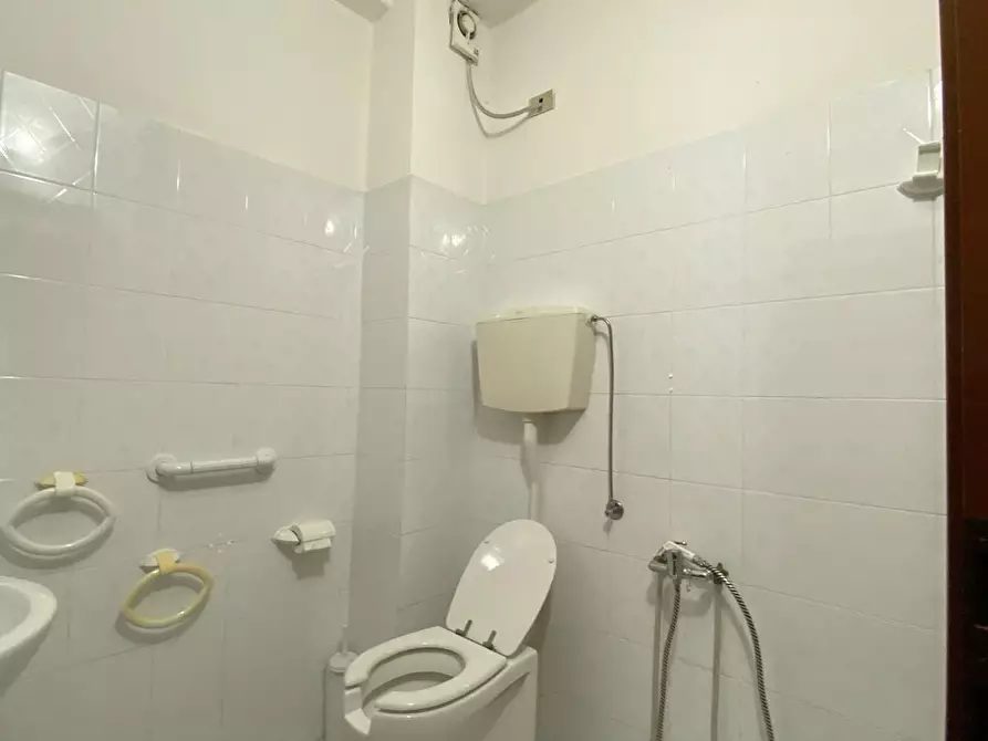 Immagine 6 di Bilocale in vendita  a Urbe