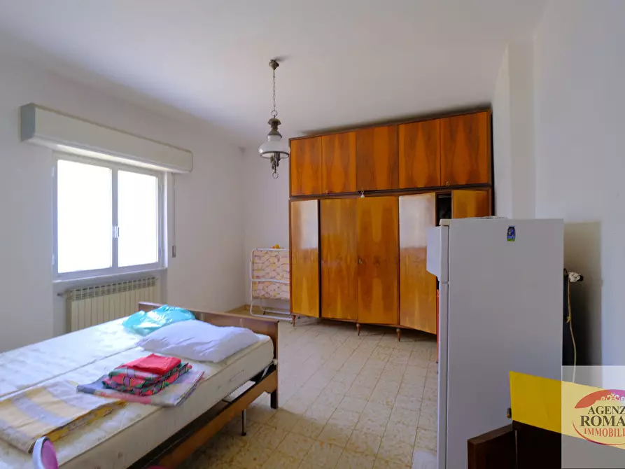 Immagine 8 di Appartamento in vendita  a Urbe