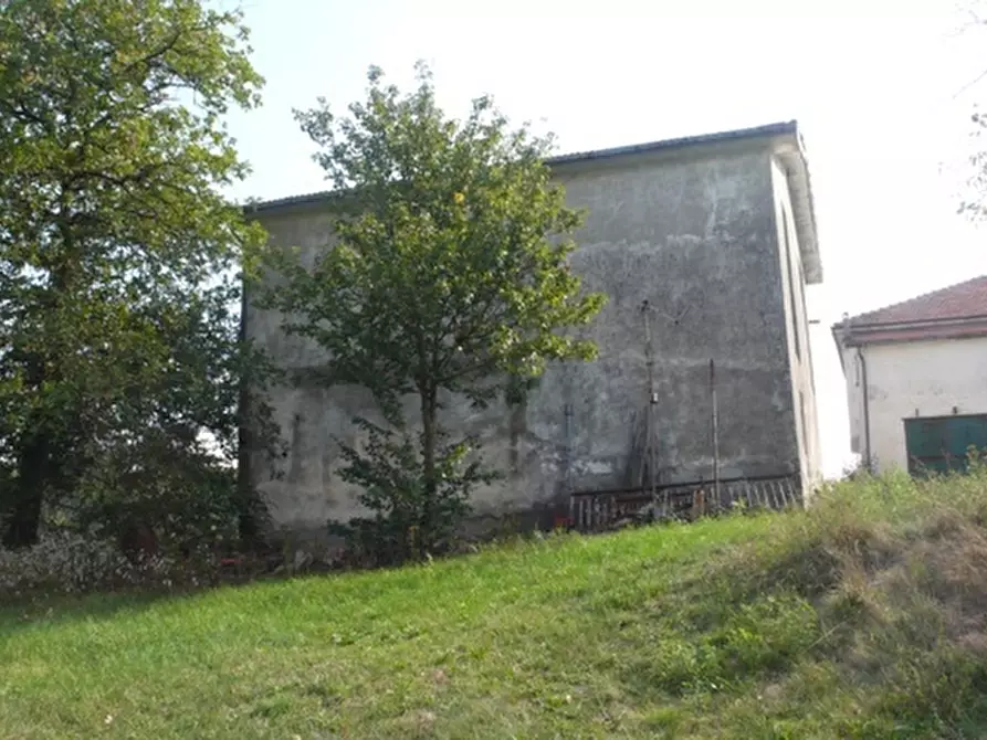 Immagine 5 di Bed & Breakfast in vendita  a Pareto