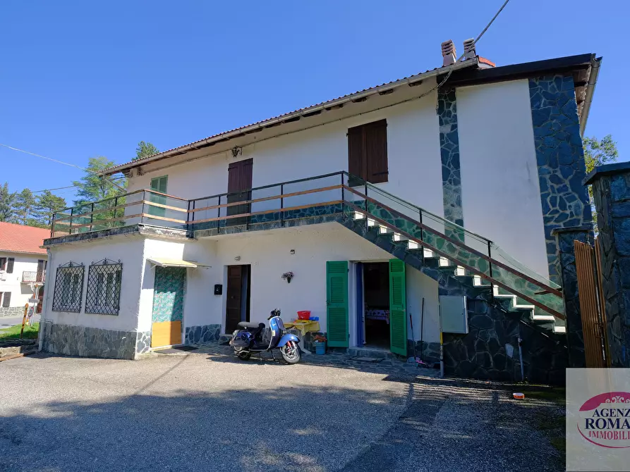 Immagine 3 di Porzione di casa in vendita  in Via Montà 14 a Urbe