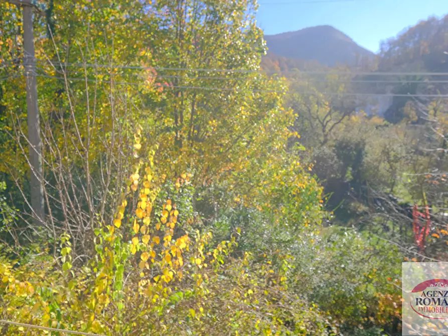 Immagine 17 di Casa indipendente in vendita  a Urbe