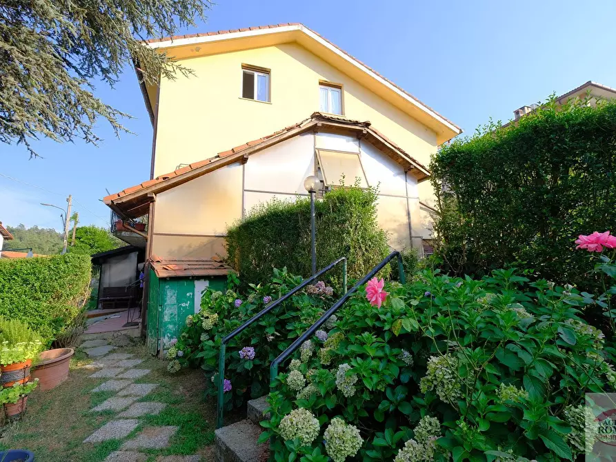 Immagine 31 di Villa in vendita  in SP41 1 a Pontinvrea