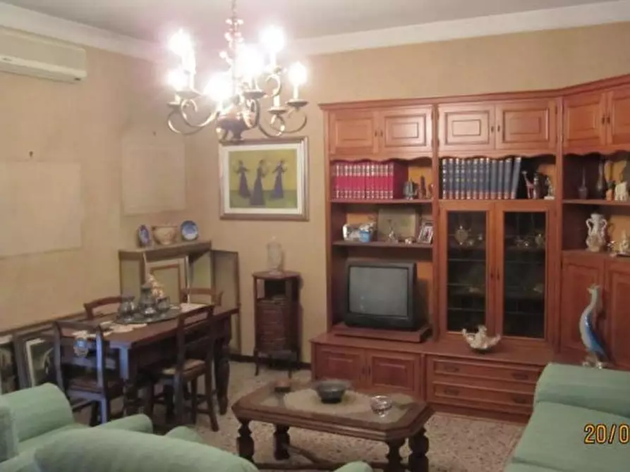 Immagine 3 di Pentalocale in vendita  in Via Fratelli Rosselli 26 a Sale