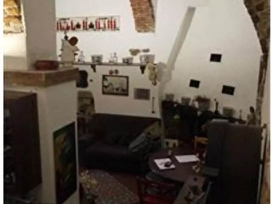 Immagine 6 di Quadrilocale in vendita  in Via Caprazoppa 26 a Finale Ligure