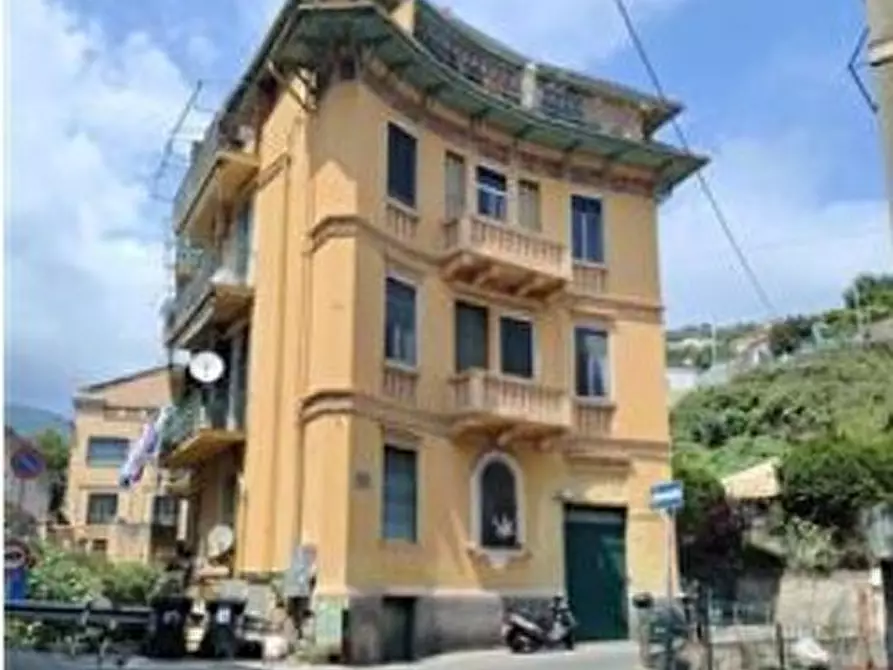 Immagine 8 di Trilocale in vendita  in Via Wolfgang Goethe 179 a San Remo