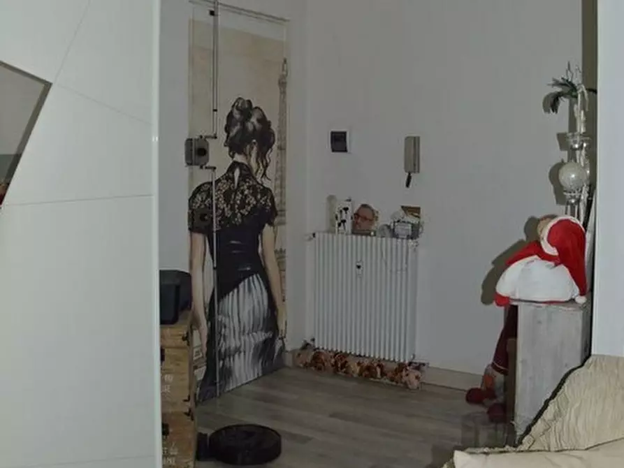 Immagine 3 di Pentalocale in vendita  in Via Luigi Bailo 29/1 a Genova