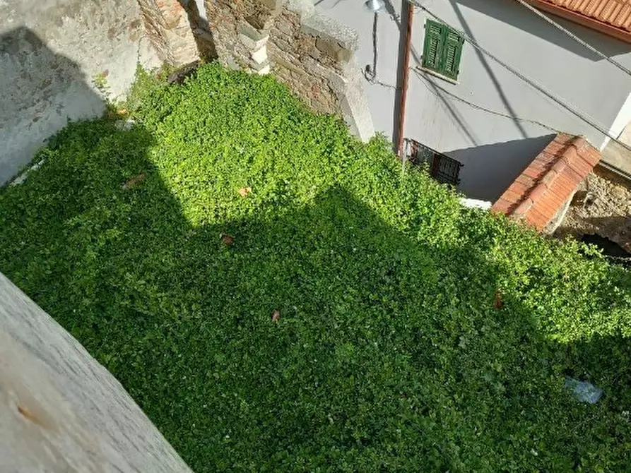 Immagine 9 di Terratetto in vendita  in Piazza della Chiesa 12 a Ortonovo