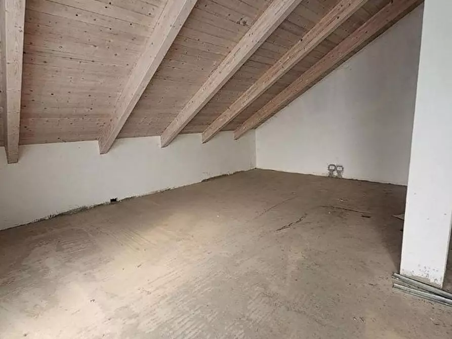 Immagine 9 di Villetta a schiera in vendita  in Strada dei comuni 2 a Caselette