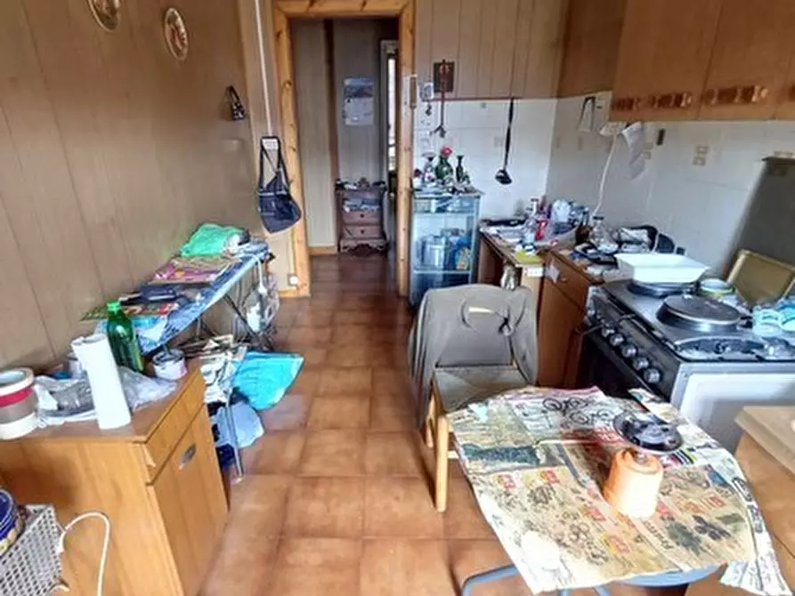 Immagine 8 di Pentalocale in vendita  in Via Beaulard 42 bis a Torino