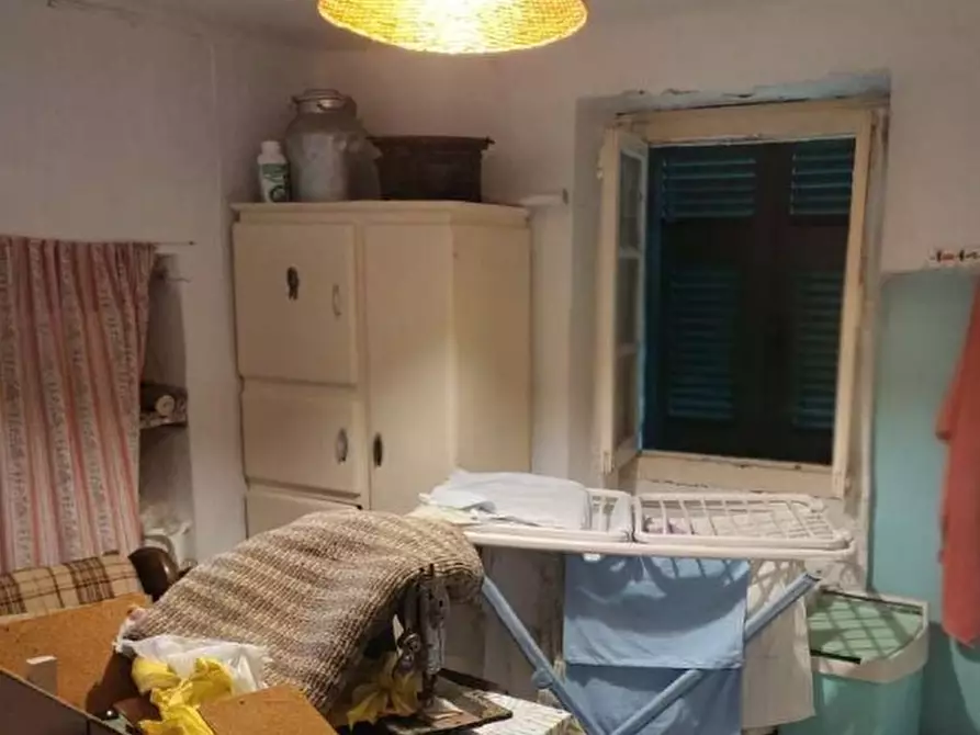 Immagine 4 di Villa in vendita  in Località Chiappa 4 a Valbrevenna