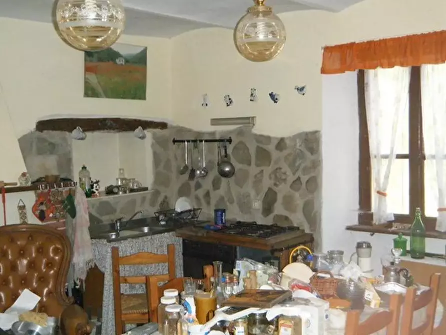 Immagine 5 di Villa in vendita  in Regione San Michele 3 a Castelletto Uzzone