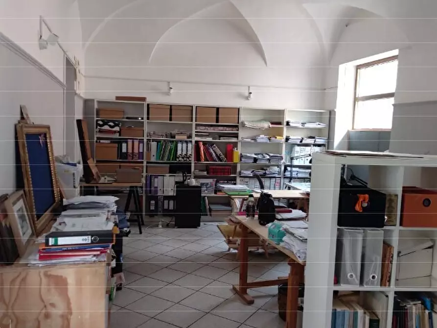 Immagine 1 di Ufficio in vendita  in Via Cavour 5 a Novi Ligure