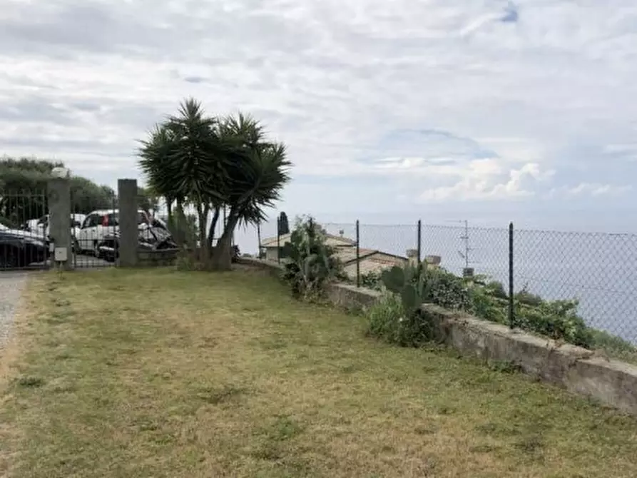 Immagine 7 di Bilocale in vendita  in Via L. Bernabò Brea 30 a Zoagli