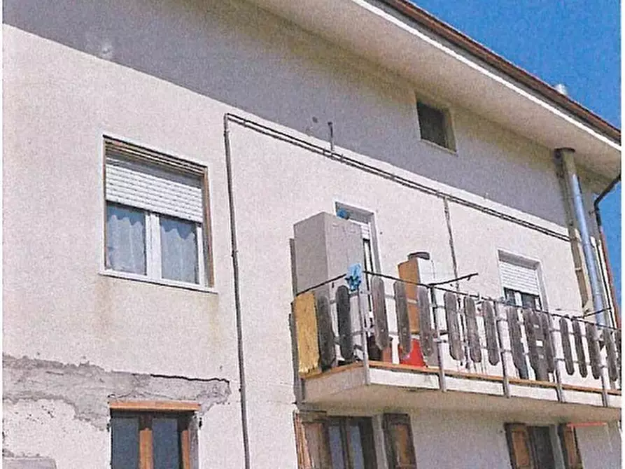 Immagine 1 di Villa in vendita  in Frazione Oliva snc a Avolasca