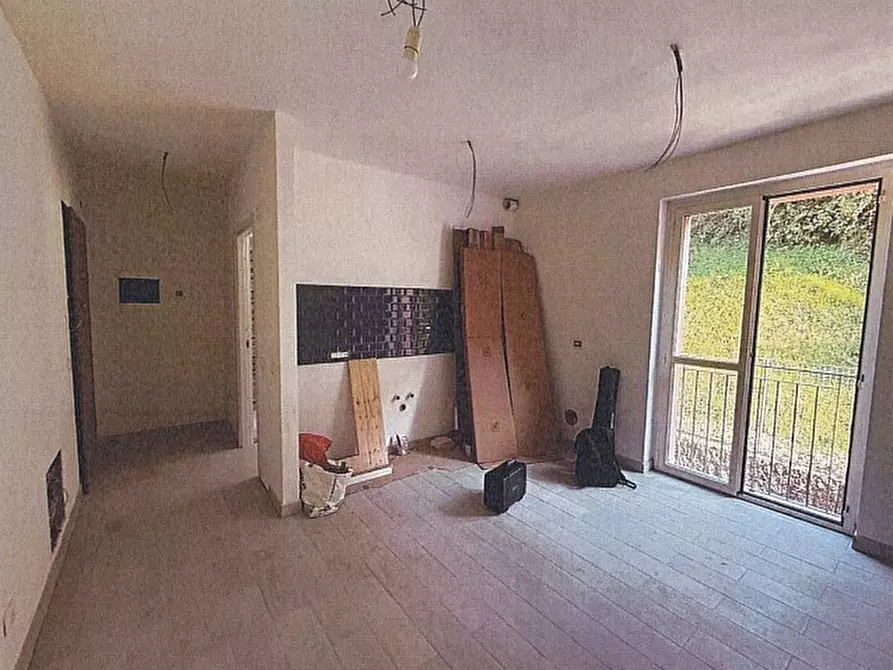 Immagine 4 di Quadrilocale in vendita  in Via Campo Poggio 2 a Serra Riccò