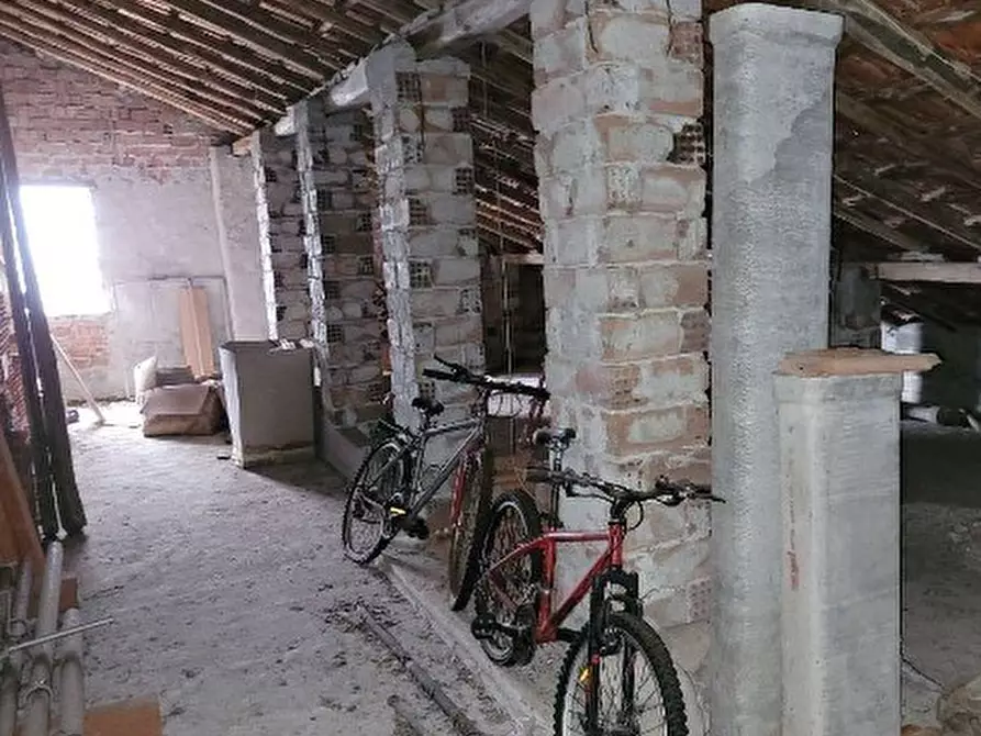 Immagine 8 di Pentalocale in vendita  in Via Balletto 5 a Bargagli