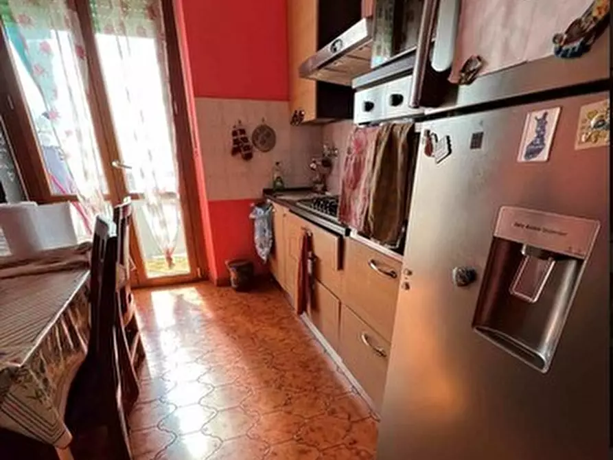 Immagine 4 di Pentalocale in vendita  in Via Bonzo 12 a Torino