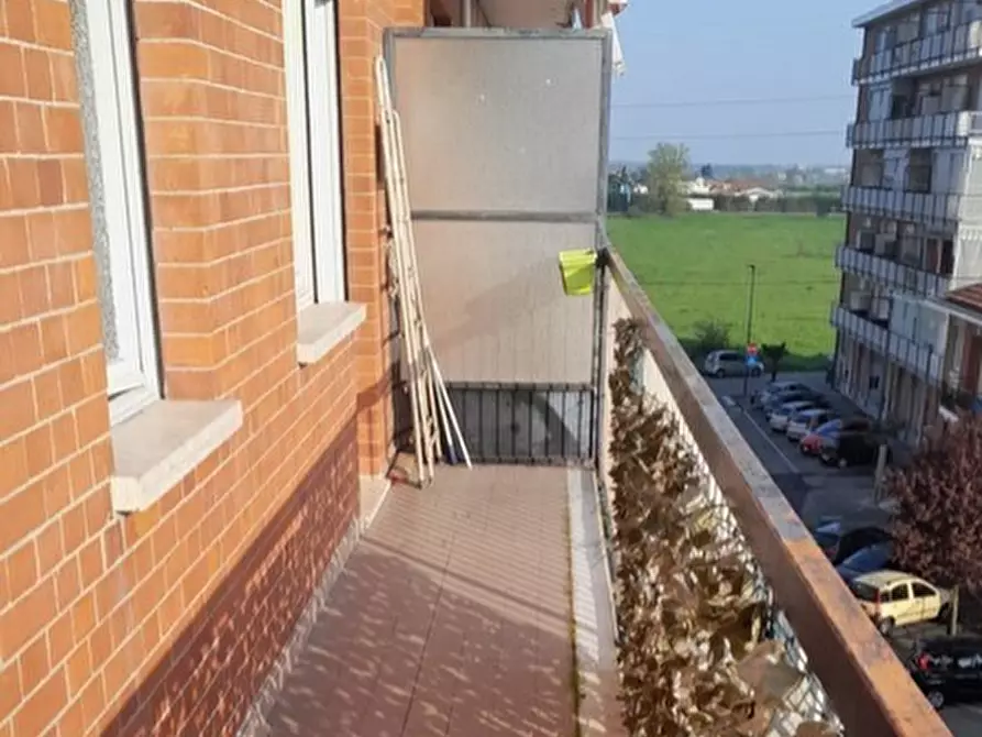 Immagine 10 di Pentalocale in vendita  in Via Trieste 12 a Rivalta Di Torino