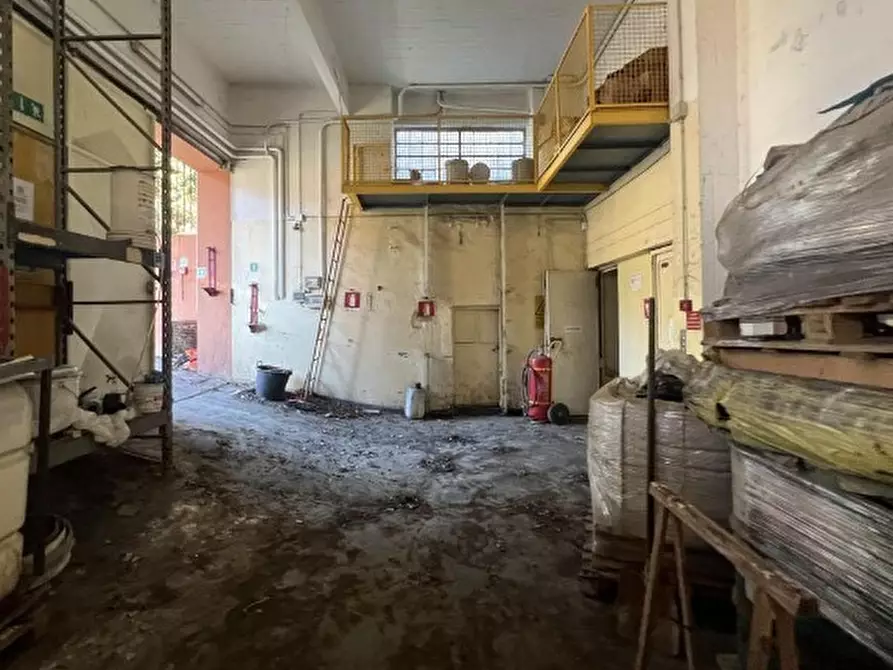 Immagine 3 di Attività artigianale in vendita  in Via alla Chiesa di San Giorgio di Bavari 11 R a Genova