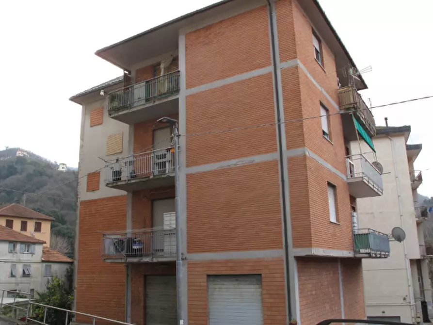 Immagine 7 di Quadrilocale in vendita  in Via Fratelli Canepa 48B a Serra Riccò