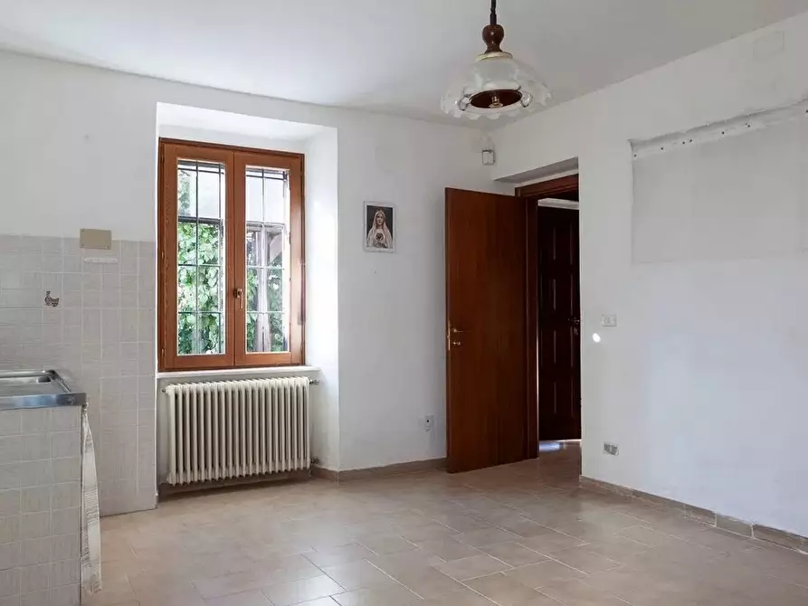 Immagine 3 di Casa bifamiliare in vendita  in Via Nocera Umbra a Nocera Umbra