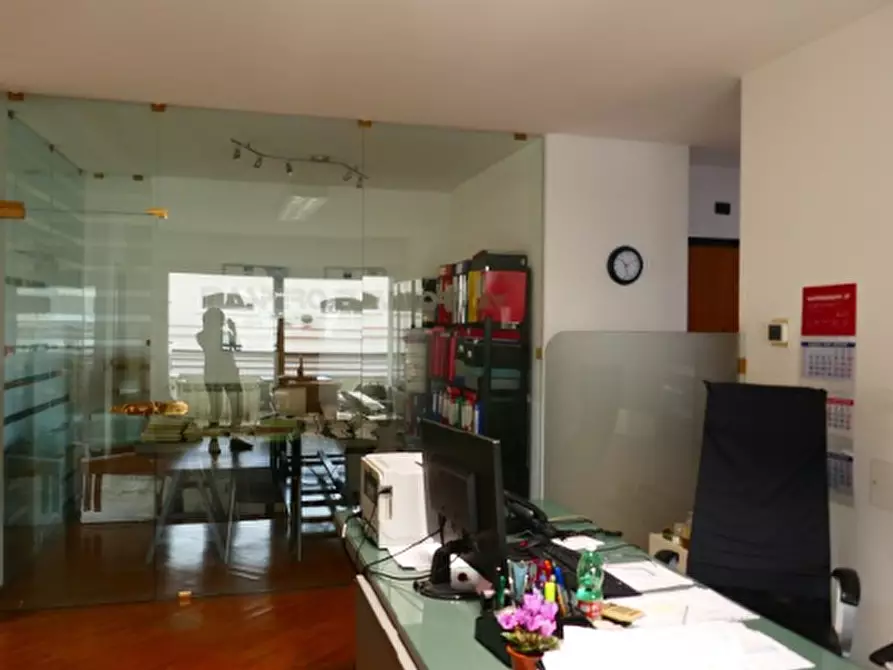 Immagine 3 di Ufficio in vendita  in Via alla Fiumara 7 a Genova