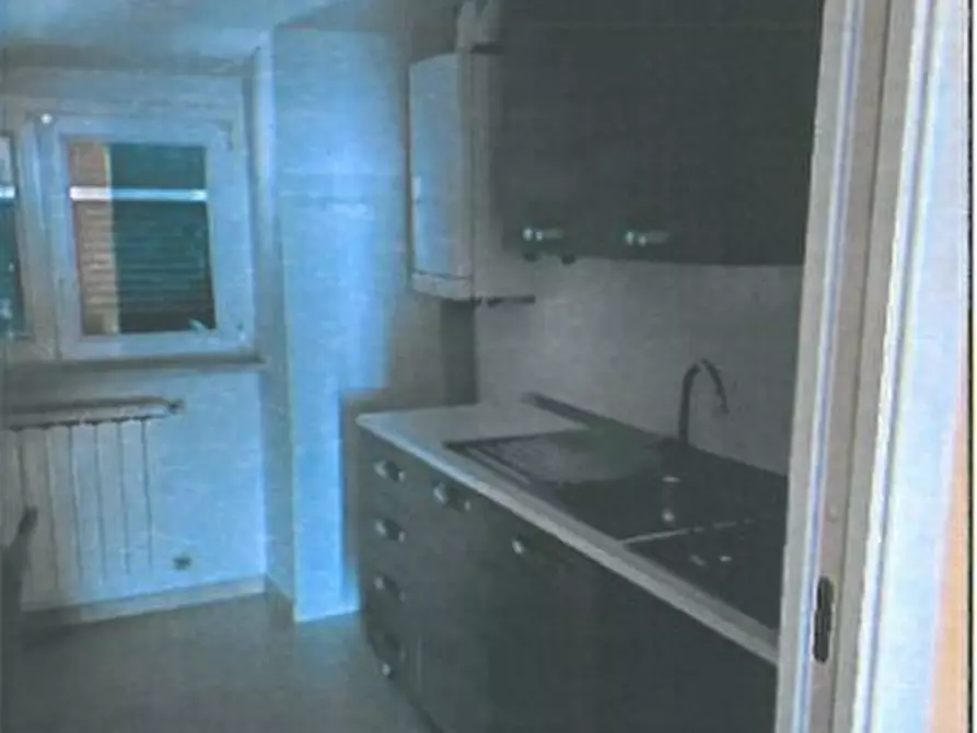 Immagine 4 di Pentalocale in vendita  in Via Brigate Partigiane 192 a Follo