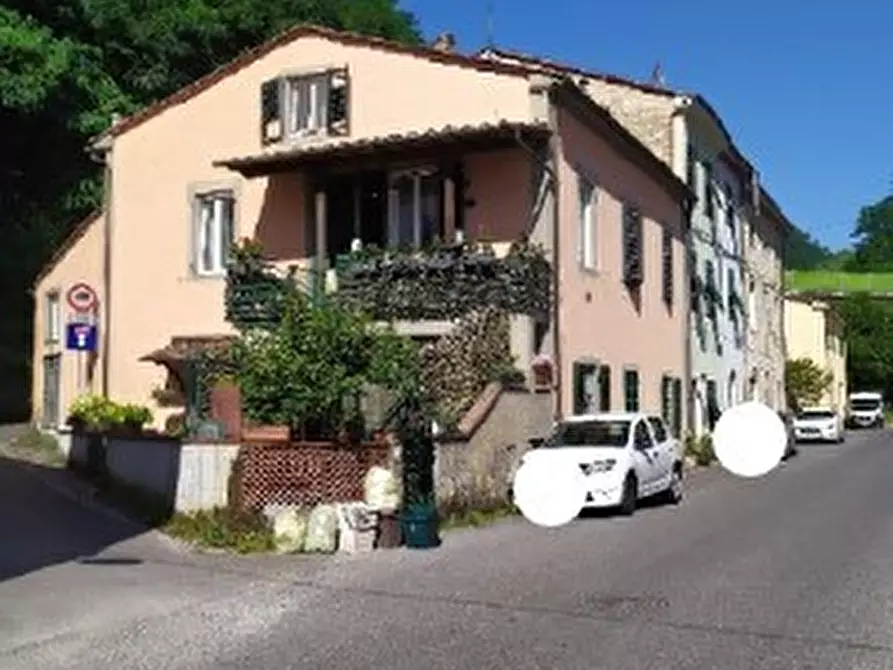 Immagine 1 di Terratetto in vendita  in Via di Mastiano e Giuliano 41 a Lucca