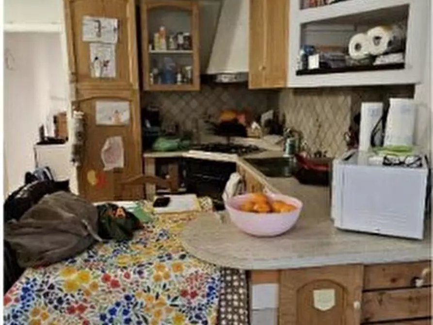 Immagine 5 di Pentalocale in vendita  in Via Benedetto Macciò 17 a Masone