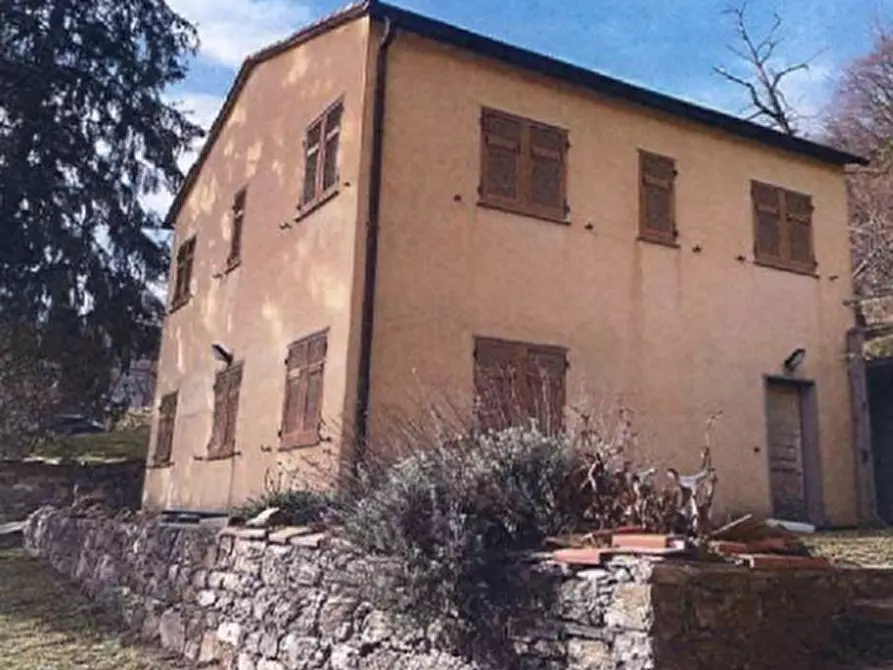 Immagine 1 di Casa indipendente in vendita  in Via Caregli snc a Borzonasca
