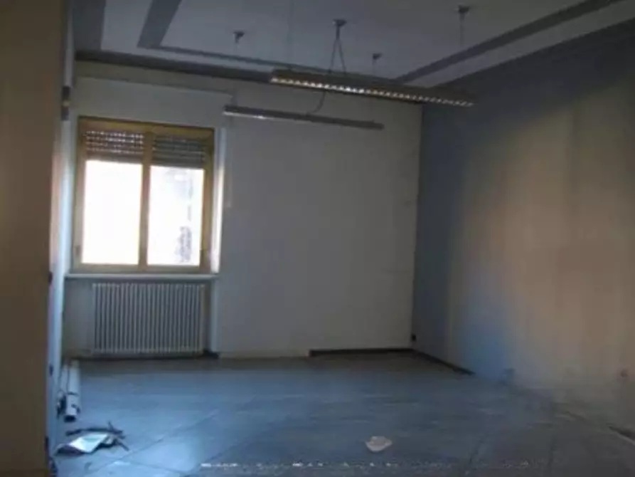 Immagine 3 di Ufficio in vendita  in Corso Torino 2 a Asti