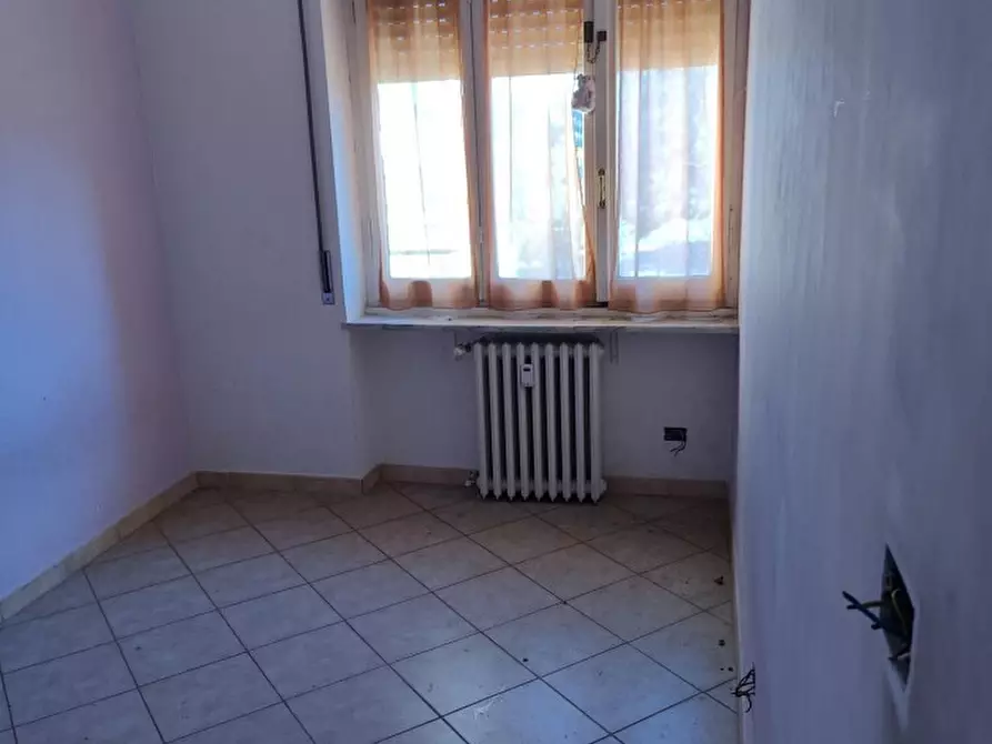 Immagine 2 di Pentalocale in vendita  in Via Ugo Foscolo 10 a Novi Ligure