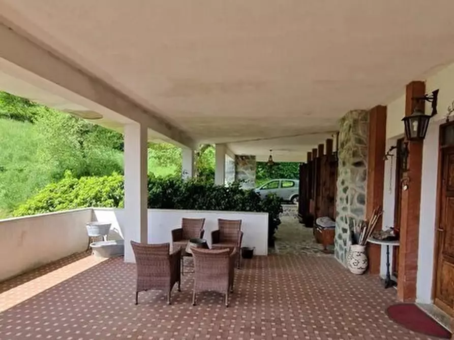 Immagine 9 di Villa in vendita  in Via alla Mora 18 a Calizzano