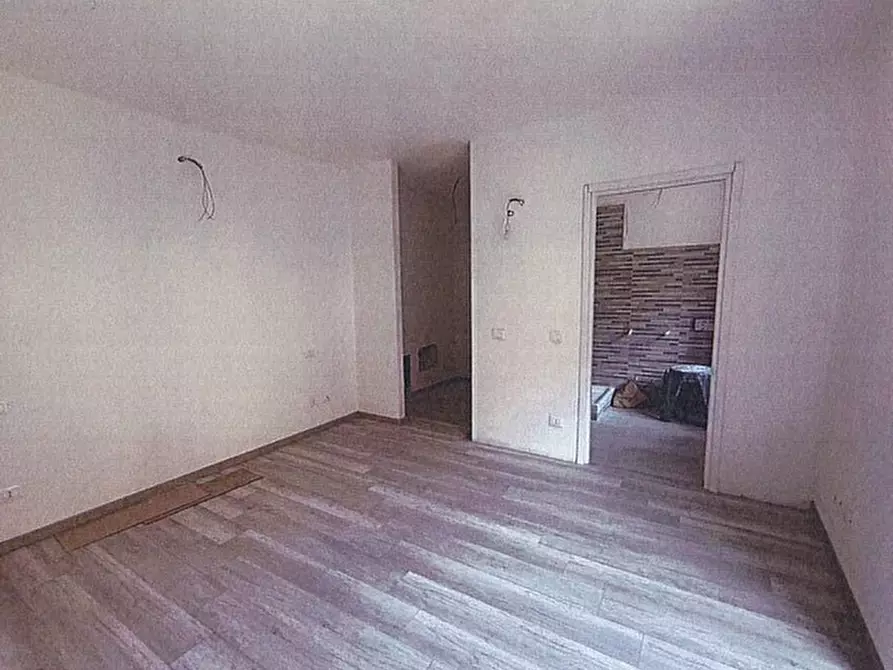 Immagine 7 di Quadrilocale in vendita  in Via Campo Poggio 2 a Serra Riccò