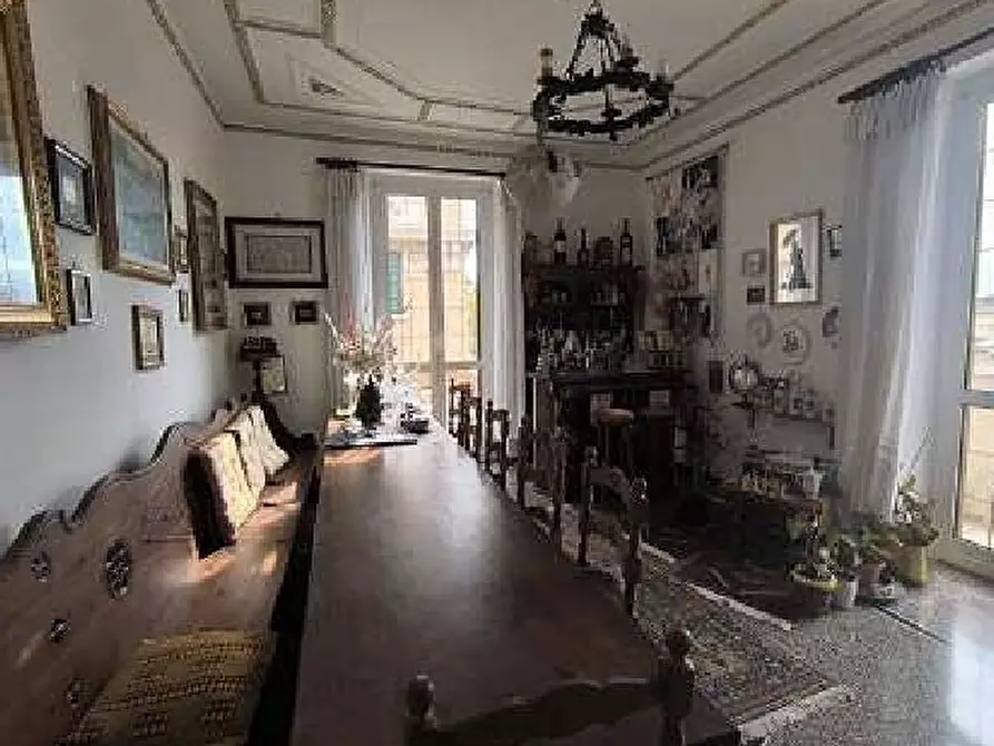 Immagine 7 di Pentalocale in vendita  in Via Antonio Cantore 29 a Genova