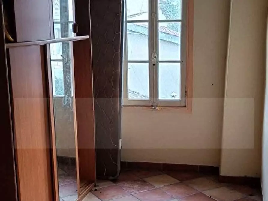 Immagine 9 di Pentalocale in vendita  in Via Genova 14 a Vallebona