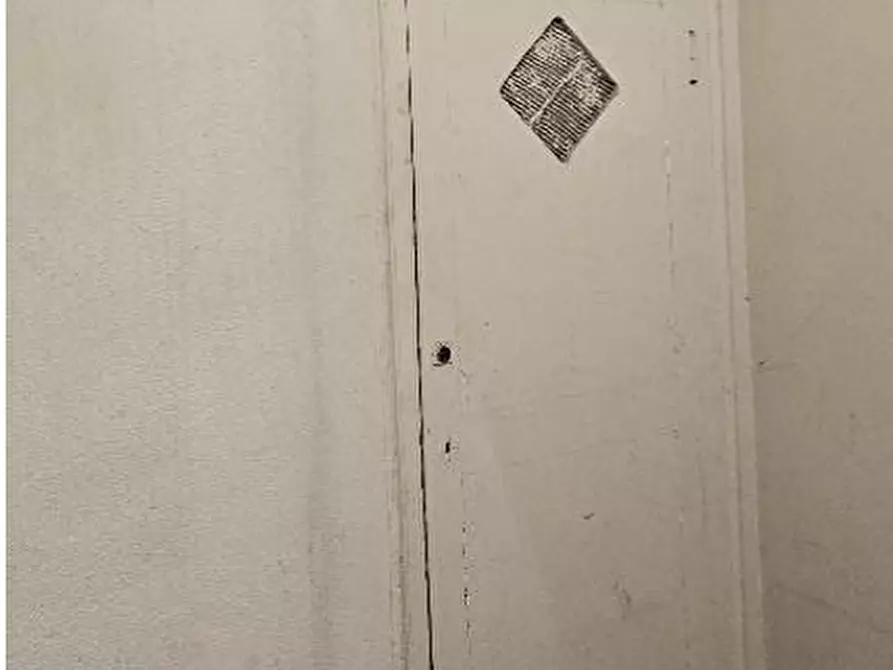 Immagine 3 di Magazzino in vendita  in Viale Carlo Canepa 10 a Genova