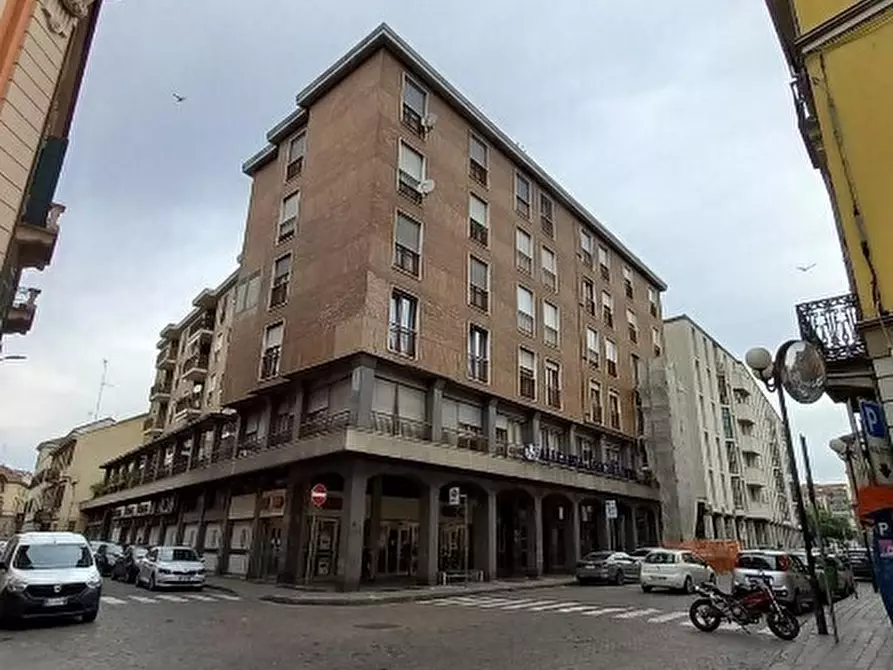 Immagine 1 di Pentalocale in vendita  in Via Camillo Cavour 23 a Alessandria