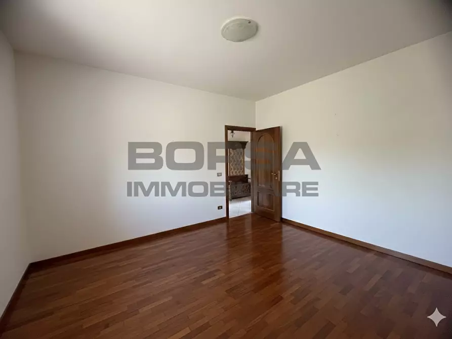 Immagine 17 di Appartamento in vendita  in Via Maria Montessori 3 a Livorno