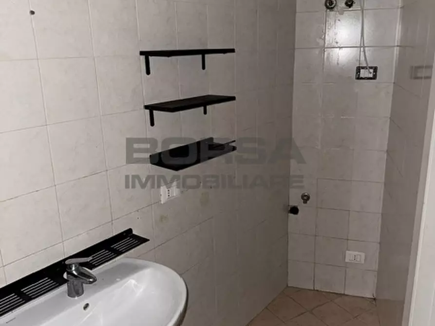 Immagine 12 di Appartamento in vendita  in Via Fagiuoli SNC a Livorno