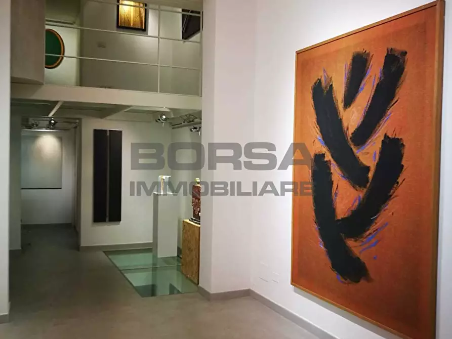 Immagine 21 di Attività commerciale in vendita  in Via Roma a Livorno