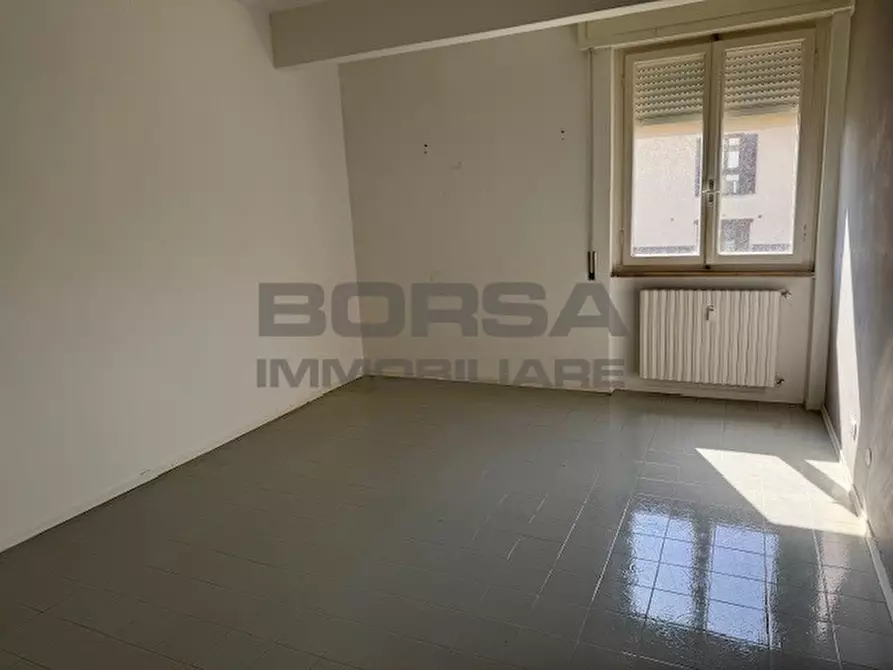 Immagine 10 di Quadrilocale in vendita  in Via della Bastia a Livorno