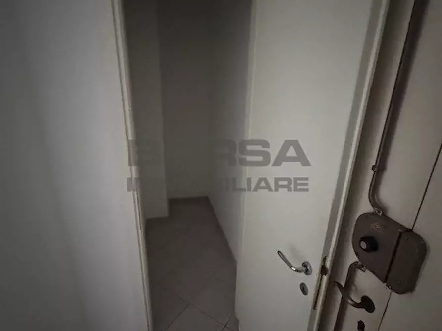 Immagine 3 di Bilocale in vendita  in Via del Riposo 1 a Livorno