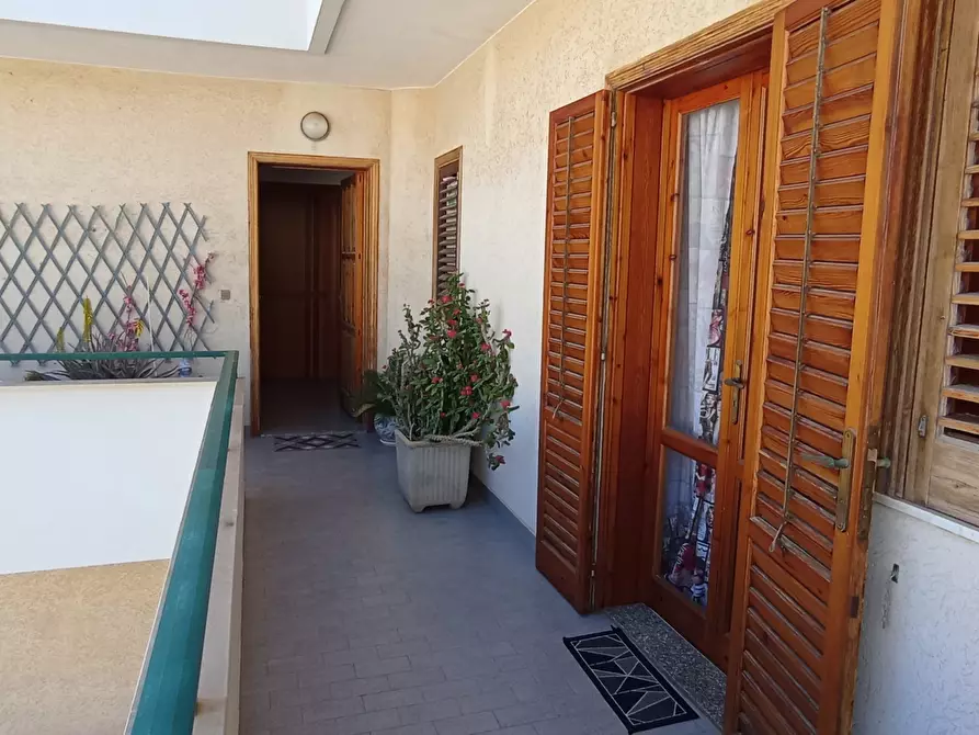 Immagine 4 di Trilocale in vendita  a Ragusa