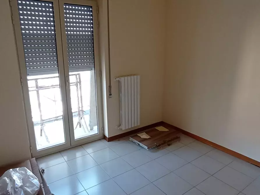 Immagine 14 di Pentalocale in affitto  a Ragusa