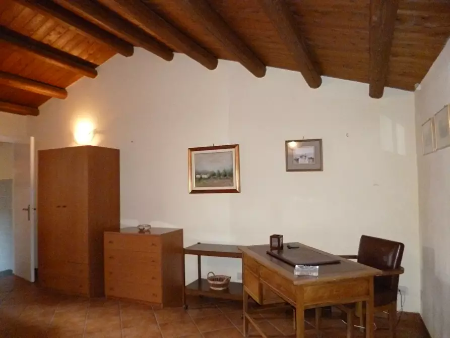 Immagine 22 di Casa indipendente in vendita  a Ragusa