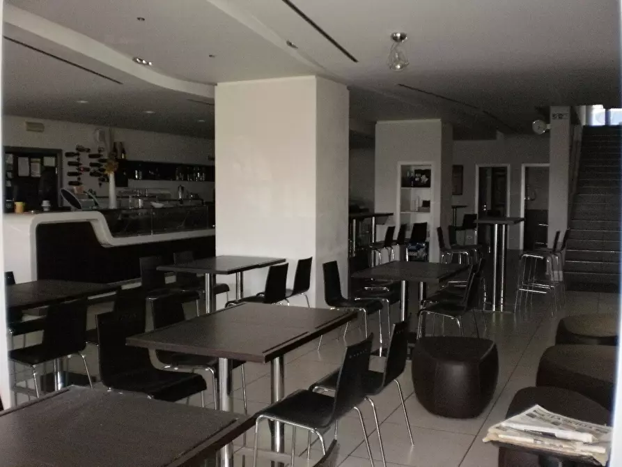 Immagine 2 di Bar / Ristorante in affitto  a Ragusa