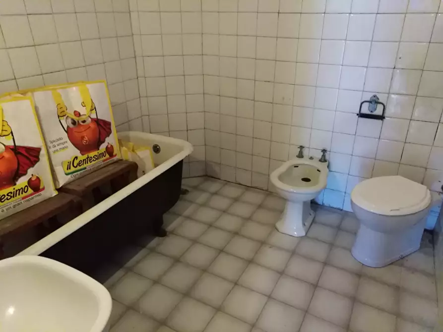 Immagine 15 di Casa indipendente in vendita  a Ragusa