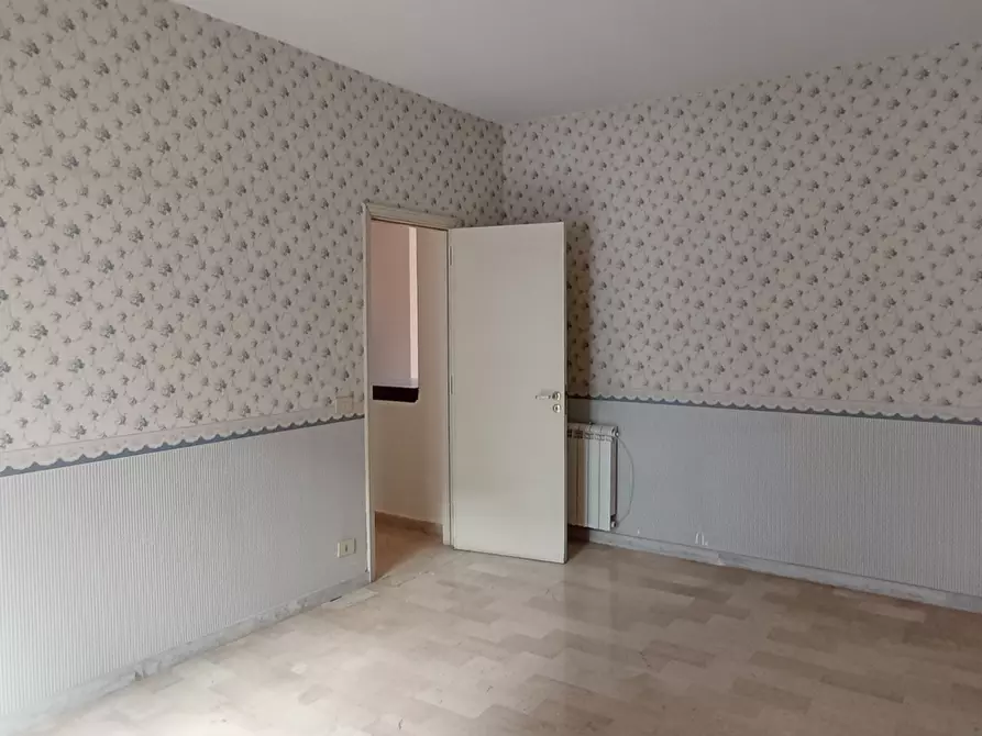 Immagine 10 di Quadrilocale in affitto  a Ragusa