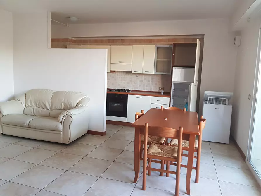 Immagine 5 di Trilocale in affitto  a Ragusa